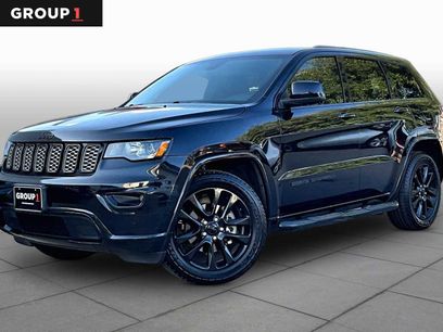 Used 2018 Jeep Grand Cherokee Altitude