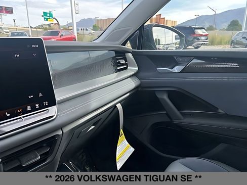 New 2026 Volkswagen Tiguan SE AWD/4WD image 31