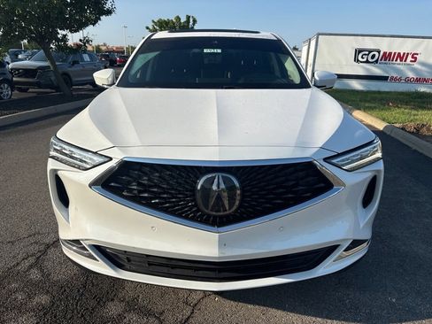 Used 2024 Acura MDX SH-AWD w/ Technology Package image 3
