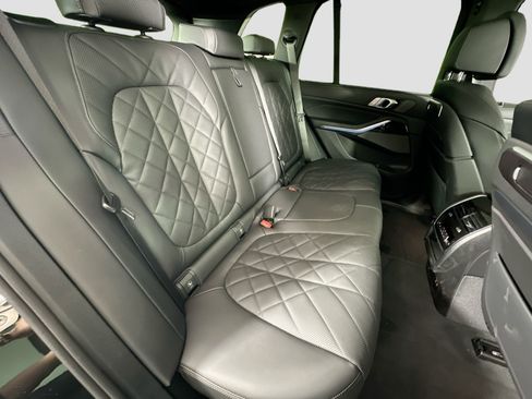 New 2026 BMW X5 xDrive50e w/ Executive Package image 28