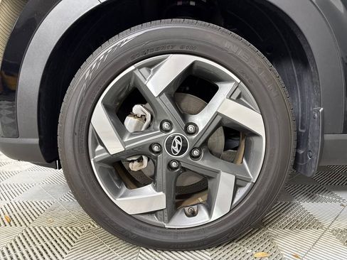 Certified 2023 Hyundai Venue SEL image 22