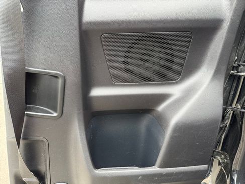 Used 2019 Toyota Tacoma TRD Sport w/ Technology Package image 24