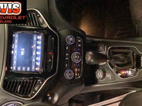 Used 2019 Jeep Cherokee Limited AWD/4WD image 17