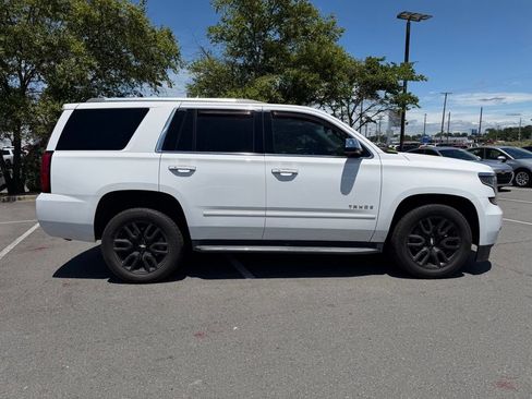 Used 2017 Chevrolet Tahoe Premier AWD/4WD image 8
