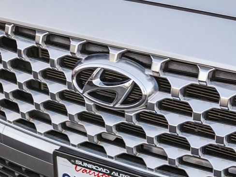 Certified 2022 Hyundai Santa Fe SEL w/ Convenience Package image 6