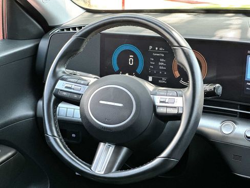 Used 2025 Hyundai Kona SEL AWD/4WD image 27
