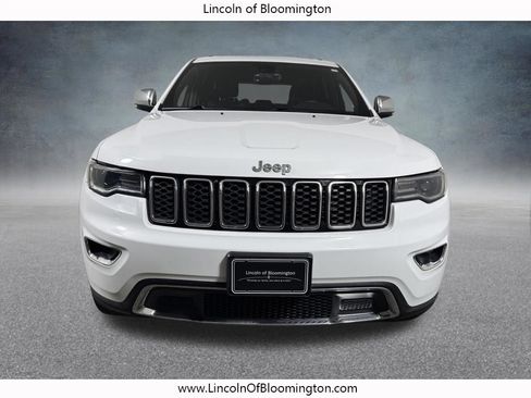 Used 2017 Jeep Grand Cherokee Limited w/ Luxury Group II AWD/4WD image 11