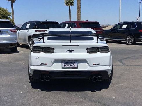 Used 2021 Chevrolet Camaro ZL1 RWD image 5