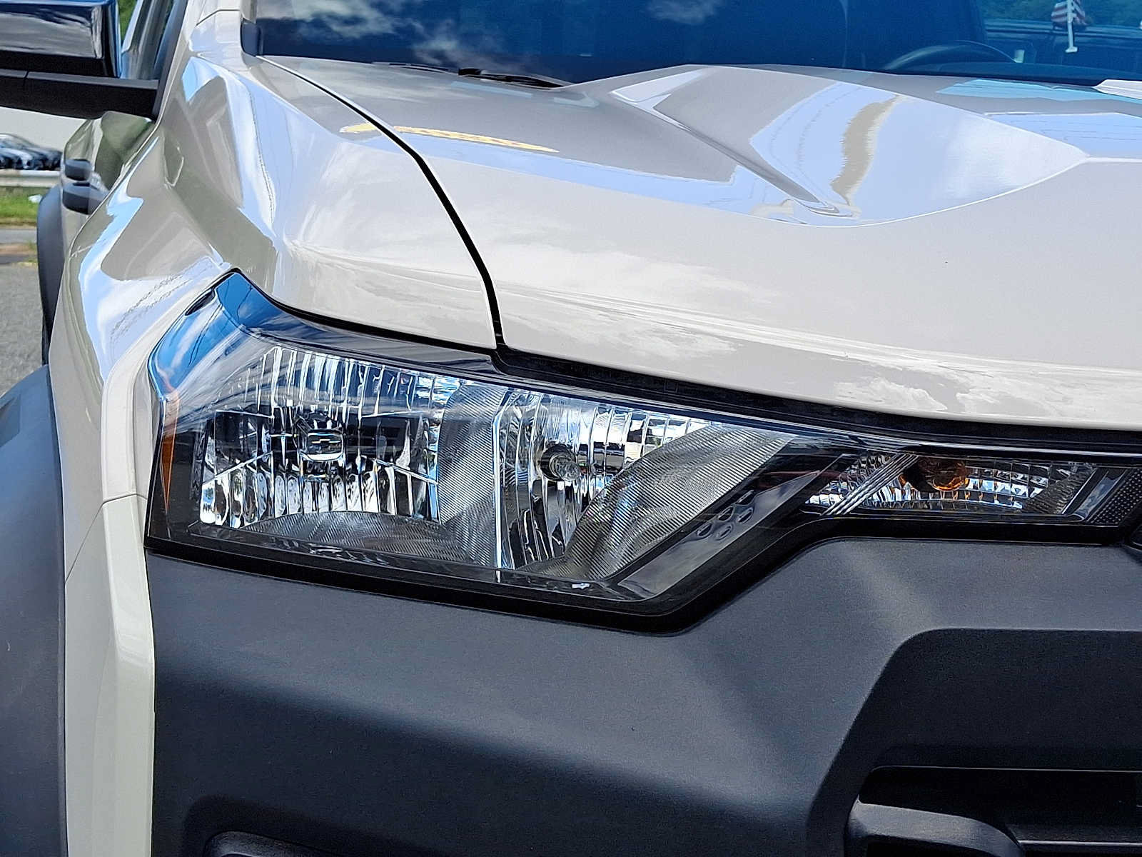 Used 2026 Chevrolet Colorado Trail Boss AWD/4WD image 9