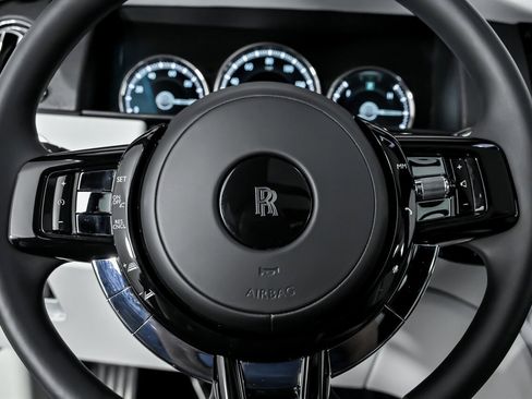 Used 2020 Rolls-Royce Cullinan image 29