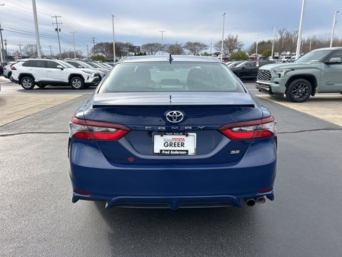 Used 2024 Toyota Camry SE image 15
