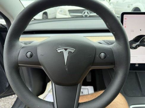 Used 2021 Tesla Model 3 Standard Range Plus RWD image 26