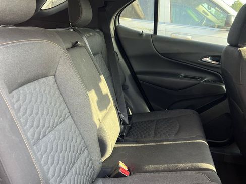 Used 2019 Chevrolet Equinox LT FWD image 6