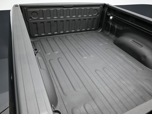 Used 2023 RAM 1500 Laramie AWD/4WD image 43