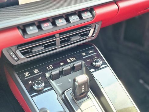 Used 2021 Porsche 911 Carrera S image 23