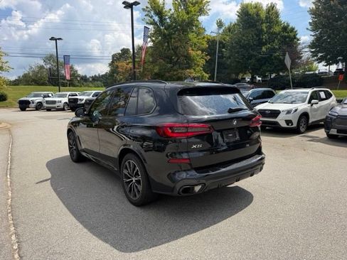 Used 2023 BMW X5 xDrive40i w/ M Sport Package AWD/4WD image 3