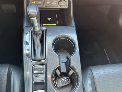 Used 2022 Honda Civic Touring image 16