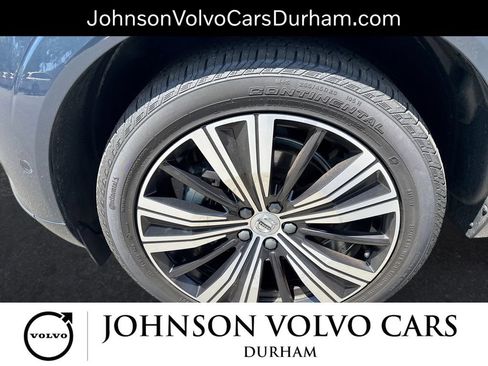 Used 2023 Volvo XC60 B5 Plus w/ Climate Package AWD/4WD image 19