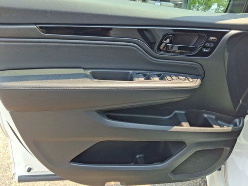 Certified 2023 Honda Odyssey Touring image 13