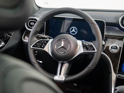 New 2026 Mercedes-Benz GLC 300 GLC 300 image 11