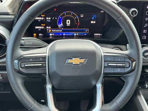 Used 2024 Chevrolet Colorado LT w/ LT Convenience Package II image 13