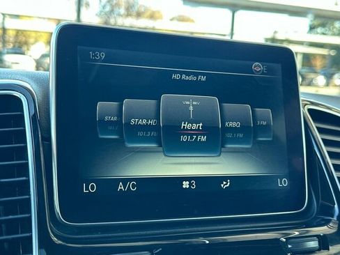 Used 2016 Mercedes-Benz GLE 300d 4MATIC image 23