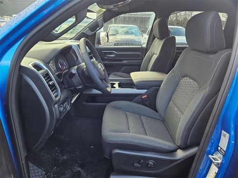 New 2026 RAM 1500 4x4 Crew Cab image 12