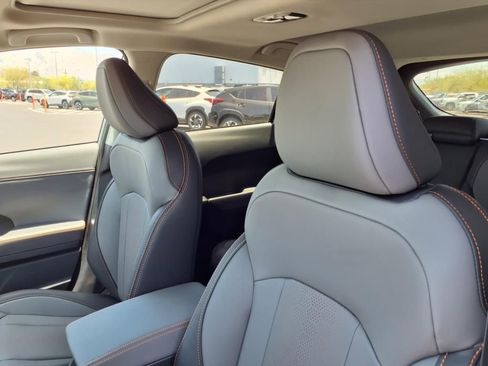 New 2025 Subaru Crosstrek 2.5i Limited w/ Popular Package #3A image 12