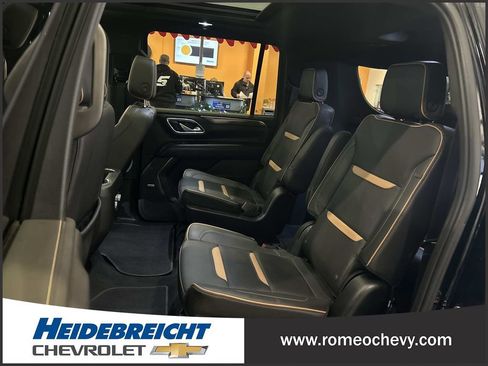 Used 2022 GMC Yukon XL AT4 w/ Max Trailering Package image 17