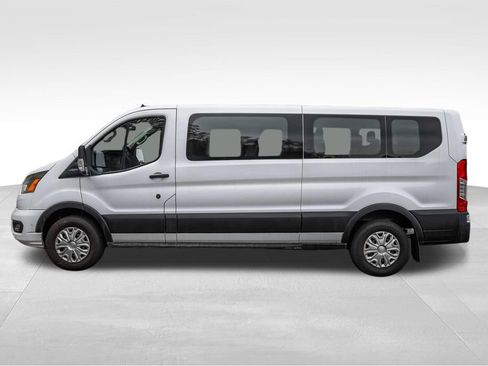 Used 2021 Ford Transit 350 XLT RWD image 9