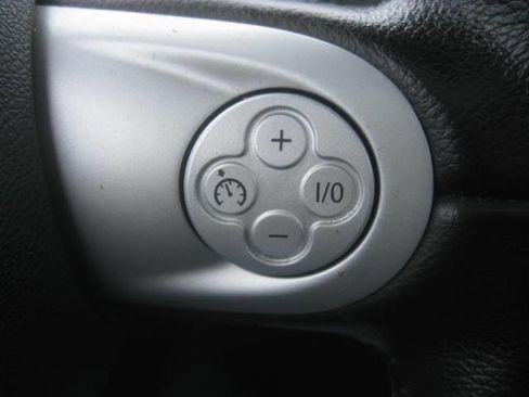 Used 2010 MINI Cooper Clubman Hardtop image 25