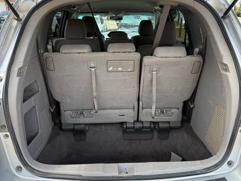 Used 2012 Honda Odyssey EX image 18