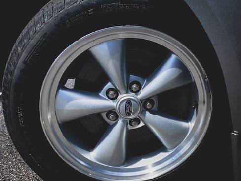 Used 2008 Ford Mustang GT RWD image 18