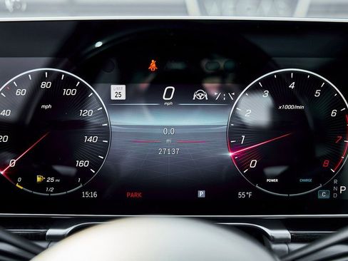 Used 2021 Mercedes-Benz Maybach S 580 4MATIC image 62