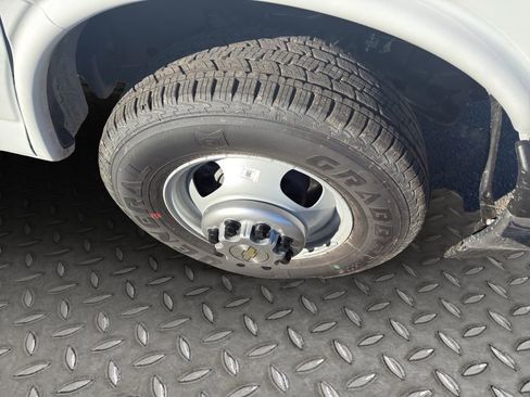 New 2025 Chevrolet Express 3500 w/ Power Convenience Package image 18