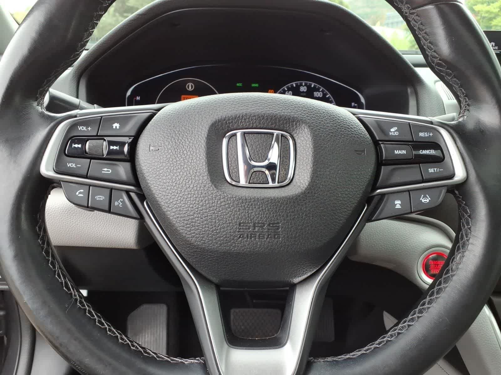 Used 2018 Honda Accord Touring image 17