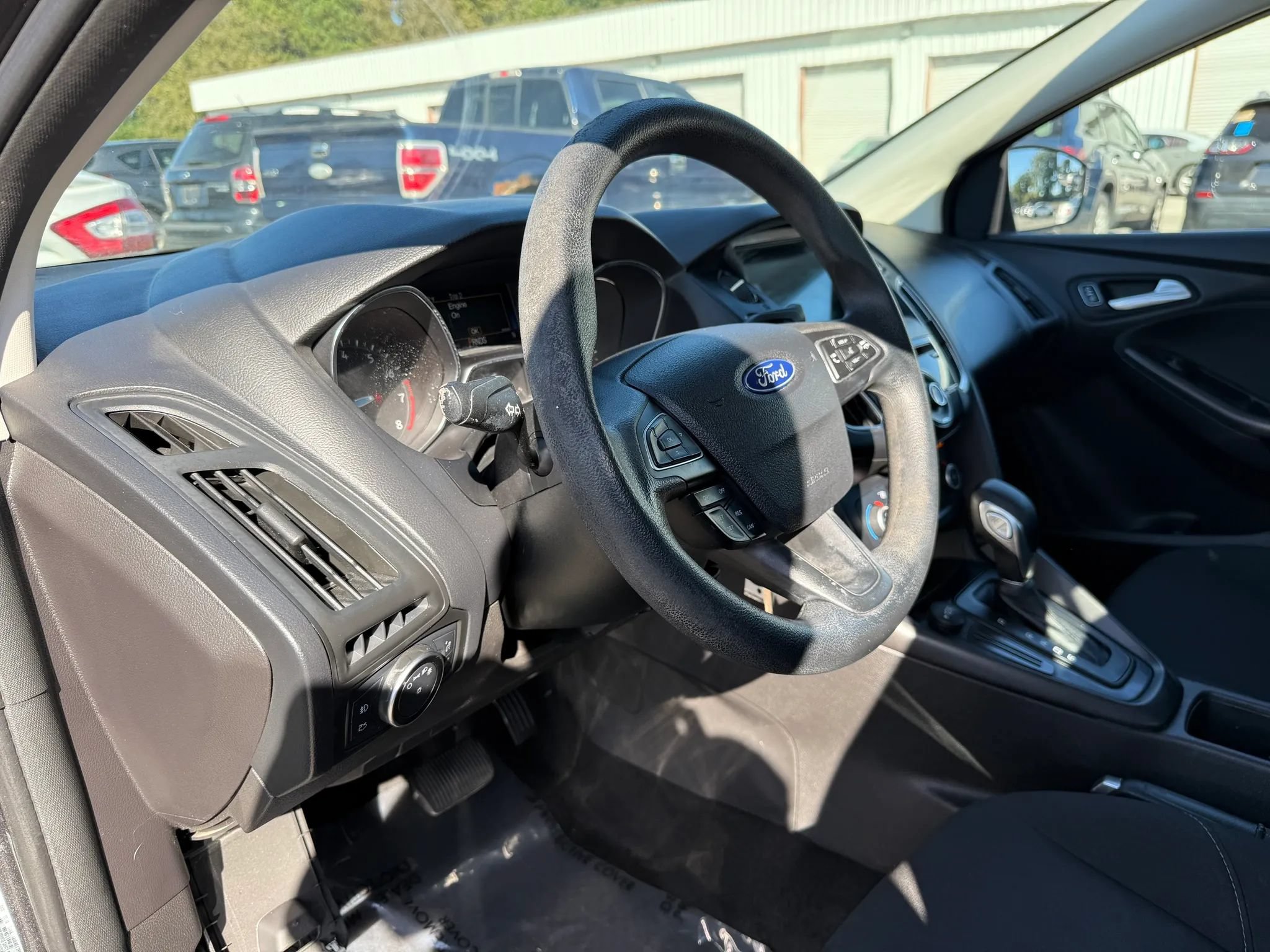 Used 2018 Ford Focus SEL FWD image 17