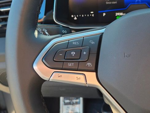 Certified 2025 Volkswagen Jetta Sport FWD image 17