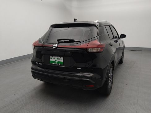 Used 2021 Nissan Kicks SV image 9