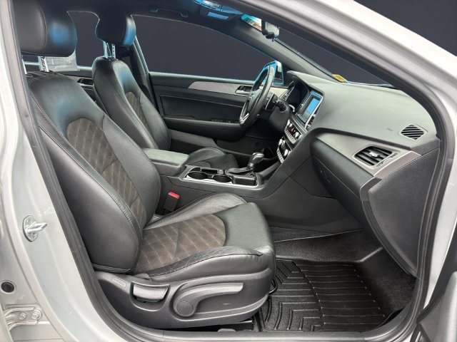 Used 2018 Hyundai Sonata Sport FWD image 15