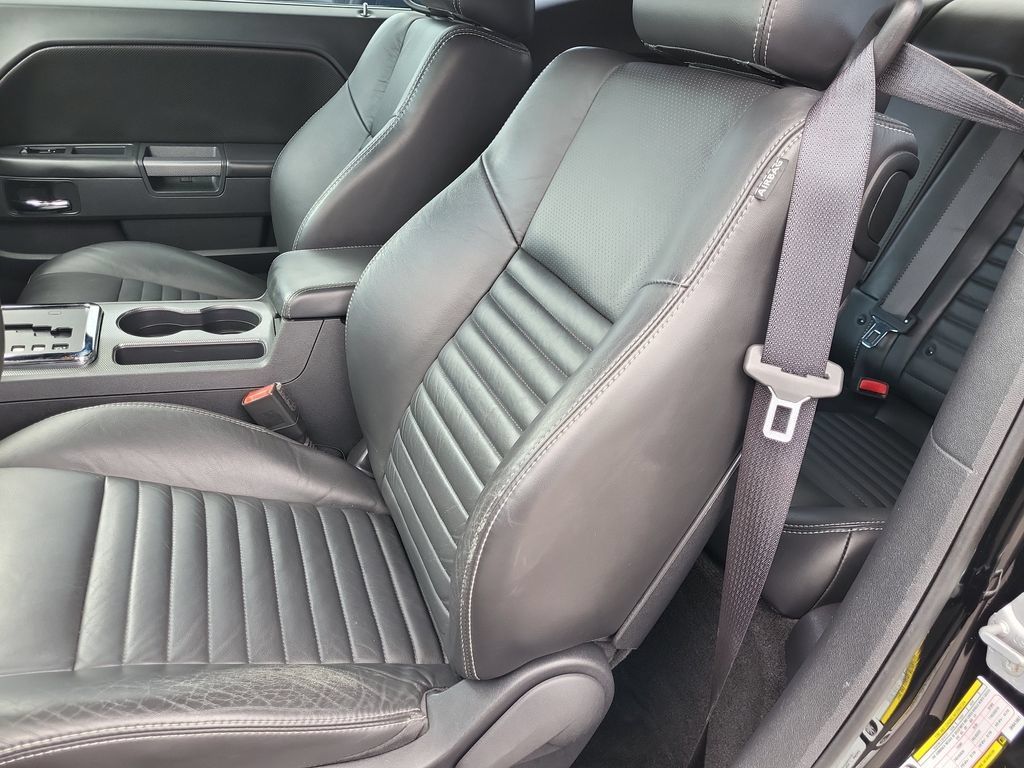 Used 2013 Dodge Challenger R/T Plus RWD image 13