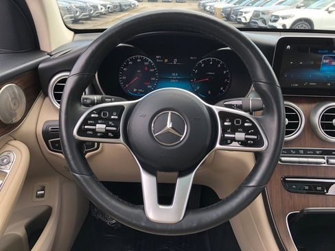 Used 2021 Mercedes-Benz GLC 300 4MATIC w/ Multimedia Package image 17