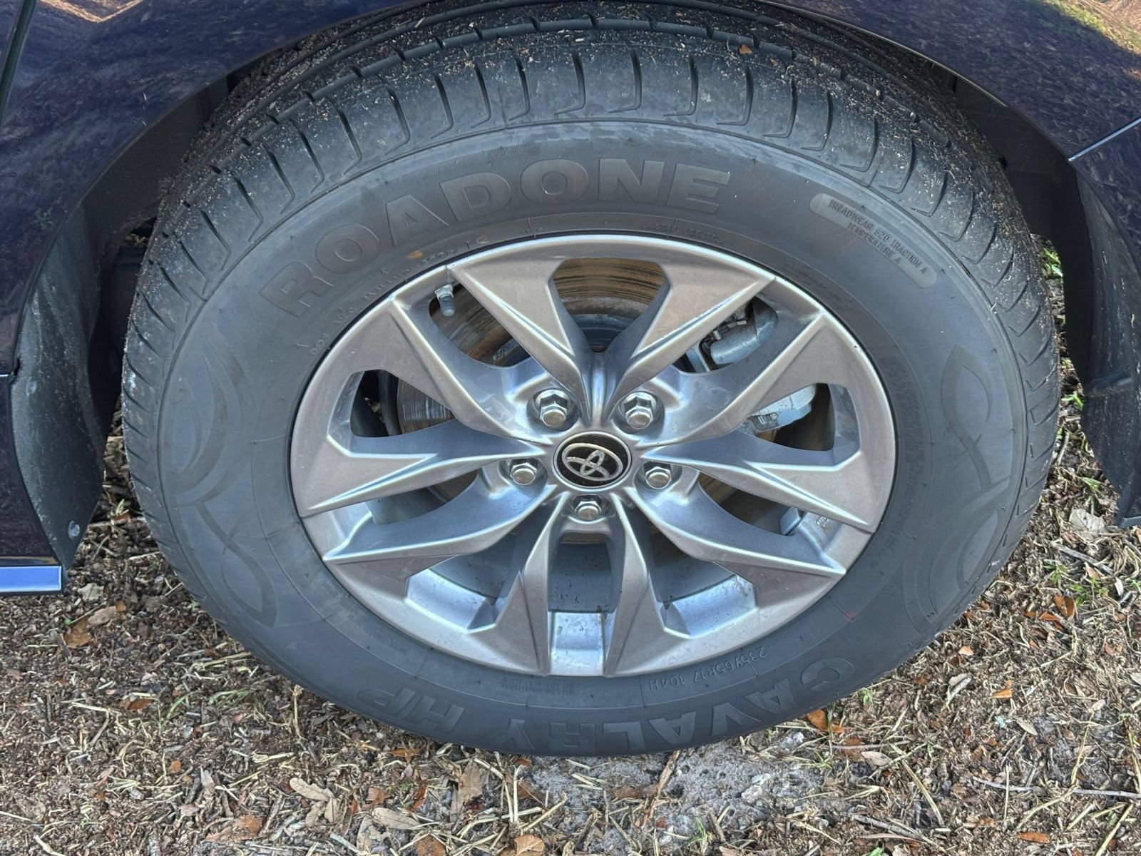 Used 2025 Toyota Sienna XLE FWD image 33