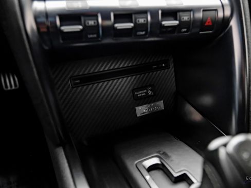 Used 2013 Nissan GT-R Premium image 60