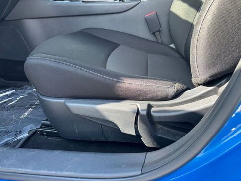 Used 2025 Nissan Sentra SV FWD image 23