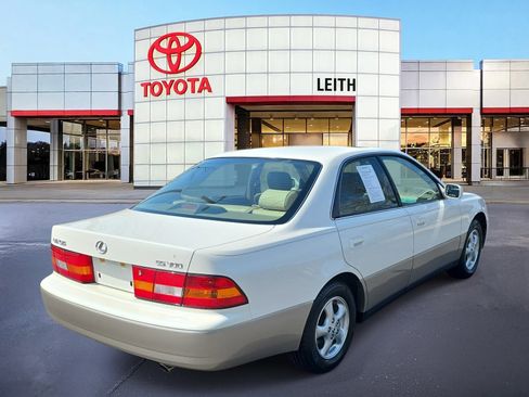 Used 1998 Lexus ES 330 image 5