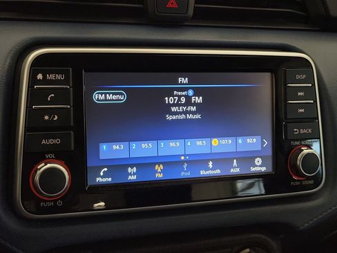 Used 2025 Nissan Versa SV FWD image 18