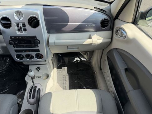 Used 2007 Chrysler PT Cruiser Touring FWD image 23