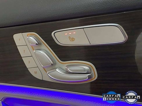 Used 2021 Mercedes-Benz GLC 300 image 34