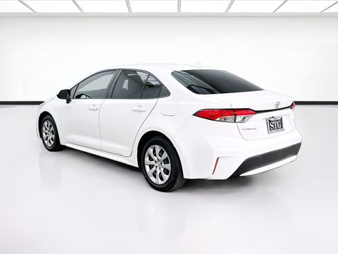 Used 2022 Toyota Corolla LE FWD image 6